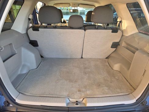 Used 2010 Ford Escape XLT image 20