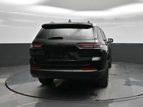 Used 2022 Jeep Grand Cherokee L Laredo AWD/4WD image 6