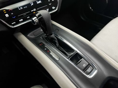 Used 2019 Honda HR-V EX image 23