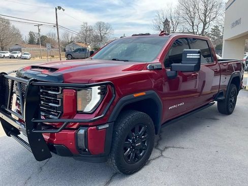 Used 2024 GMC Sierra 2500 AT4 w/ AT4 Premium Plus Package AWD/4WD image 7
