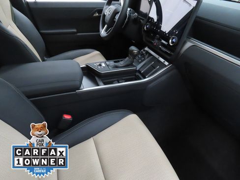 Used 2025 Lexus GX 550 550 Overtrail image 25