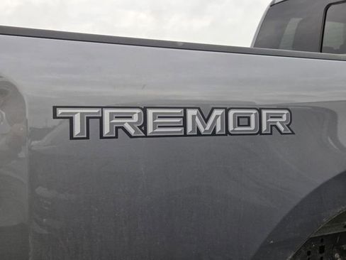 Used 2024 Ford F250 Lariat w/ Lariat Ultimate Package AWD/4WD image 8