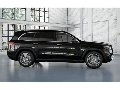 New 2026 Mercedes-Benz GLS 450 4MATIC image 15