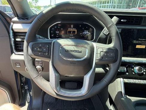 New 2026 GMC Sierra 2500 Denali w/ Denali Reserve Package AWD/4WD image 31