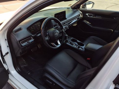 Used 2025 Honda Civic Sport Touring image 15