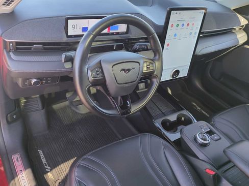 Used 2021 Ford Mustang Mach-E Premium image 12