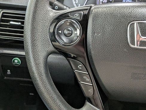 Used 2017 Honda Accord LX image 19