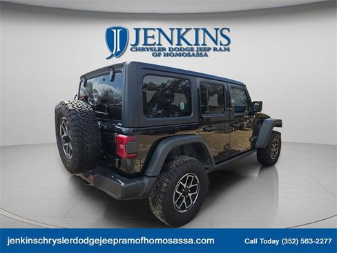 Certified 2025 Jeep Wrangler Unlimited Rubicon image 6