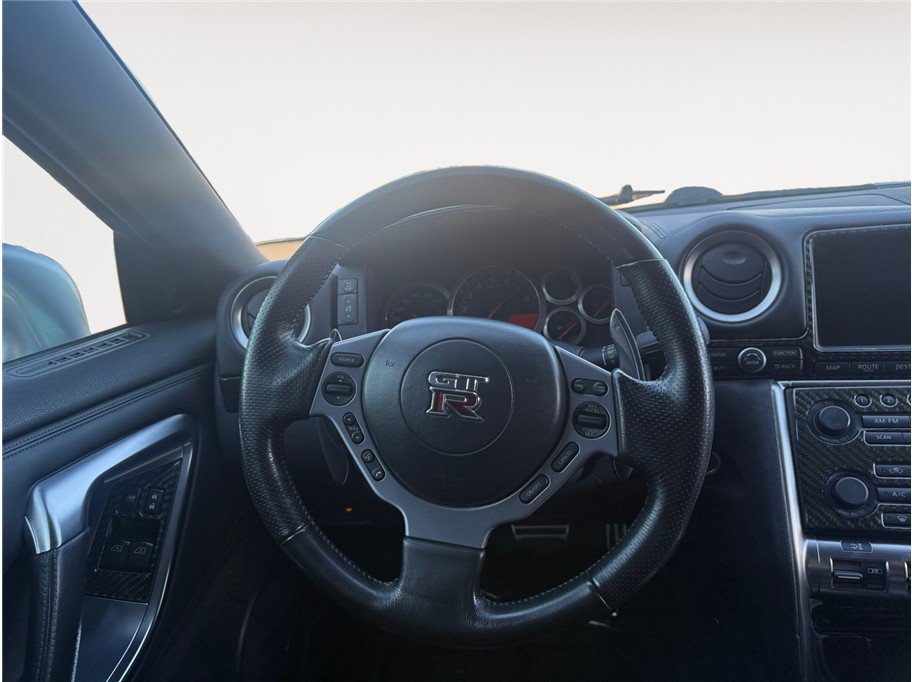 Used 2009 Nissan GT-R Premium AWD/4WD image 12