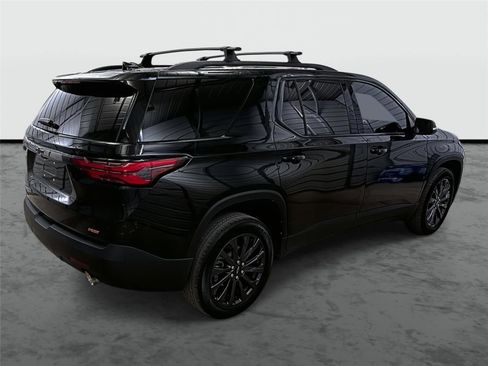 Used 2023 Chevrolet Traverse RS w/ LPO, Floor Liner Package AWD/4WD image 3