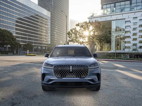 New 2026 Lincoln Aviator Reserve AWD/4WD image 6