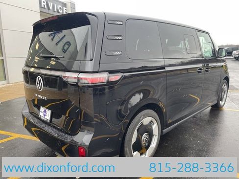 New 2025 Volkswagen ID. Buzz Pro S image 7