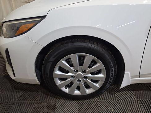 Used 2024 Nissan Sentra S FWD image 18