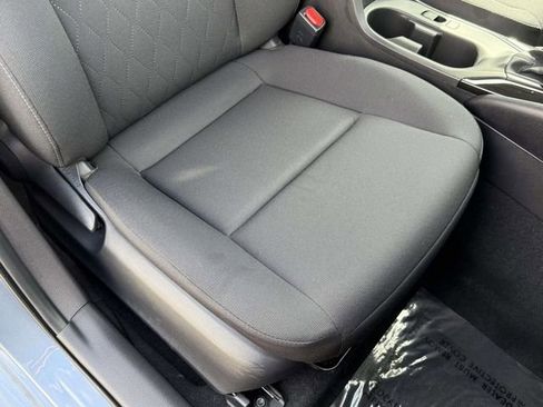 Used 2025 Toyota Corolla LE image 9