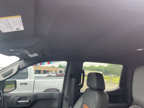 Used 2021 GMC Sierra 1500 AT4 AWD/4WD image 18
