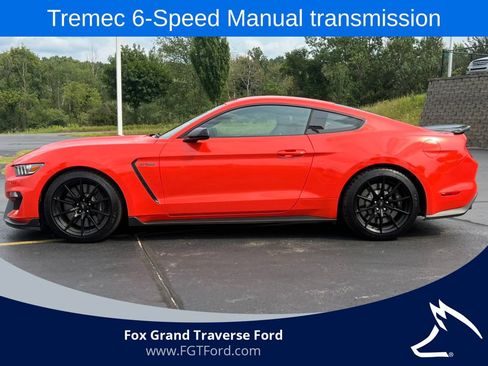 Used 2016 Ford Mustang Shelby GT350 w/ Track Package RWD image 43