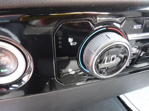 Used 2023 Chevrolet Silverado 1500 LT image 22