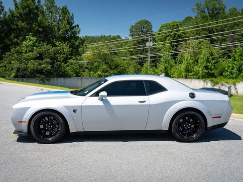 Used 2023 Dodge Challenger SRT Hellcat RWD image 15