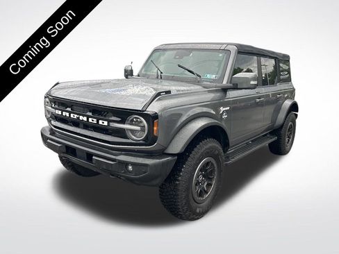 Used 2022 Ford Bronco Outer Banks w/ Sasquatch Package AWD/4WD image 1