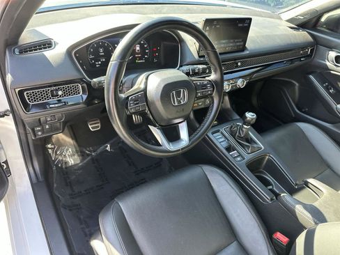 Used 2023 Honda Civic Sport Touring image 2