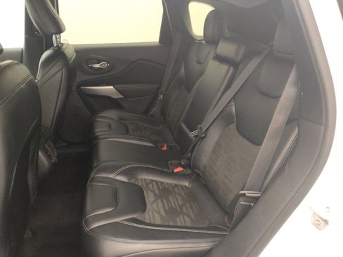 Used 2022 Jeep Cherokee Latitude image 18