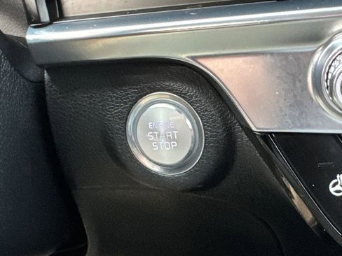 Used 2024 Kia Telluride SX Prestige image 31