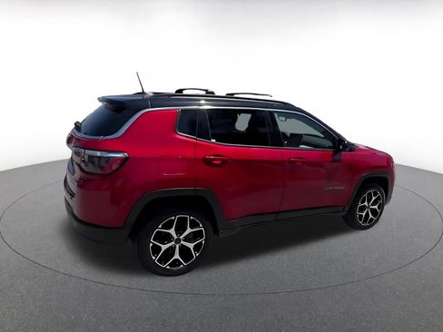 Used 2025 Jeep Compass Limited AWD/4WD image 10