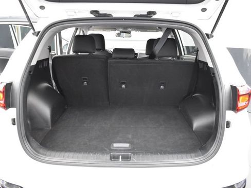 Used 2022 Kia Sportage LX FWD image 8