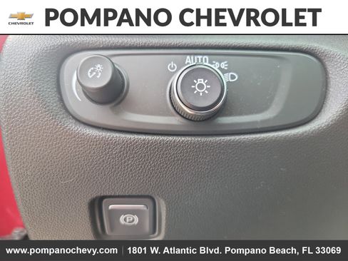 Used 2020 Chevrolet Blazer LT image 19