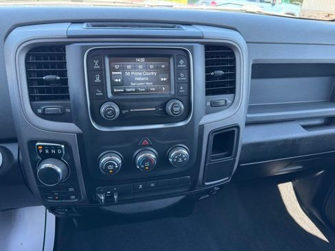 Used 2019 RAM 1500 ST w/ SXT Plus Group AWD/4WD image 9