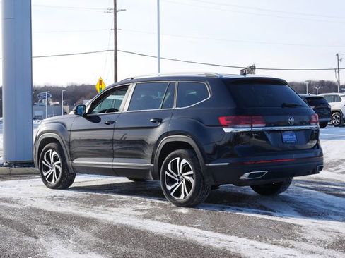 Certified 2023 Volkswagen Atlas SEL image 5