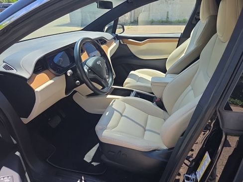 Used 2020 Tesla Model X Long Range AWD/4WD image 22