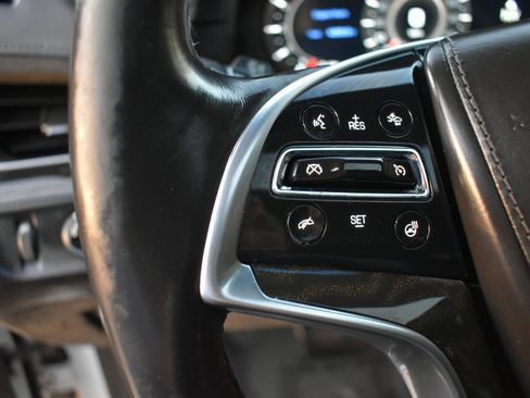 Used 2018 Cadillac Escalade Platinum image 13