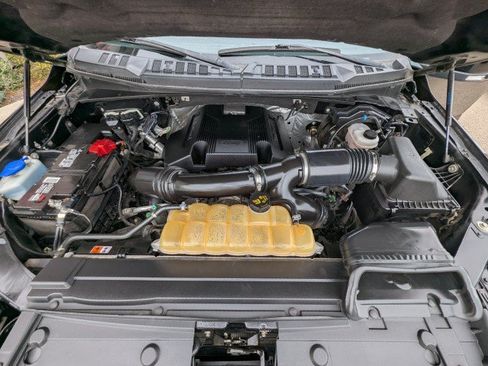 Used 2017 Ford F150 Lariat w/ Equipment Group 502A Luxury AWD/4WD image 30