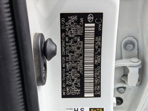 Used 2020 Toyota Corolla LE image 25