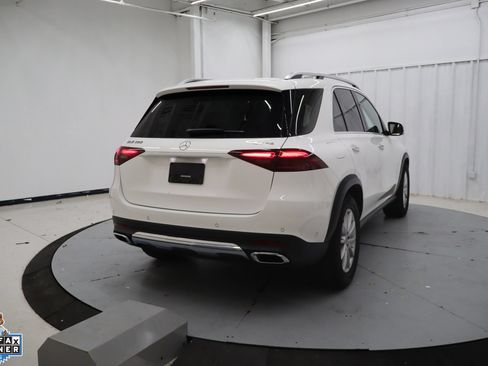 Used 2025 Mercedes-Benz GLE 350 4MATIC image 3
