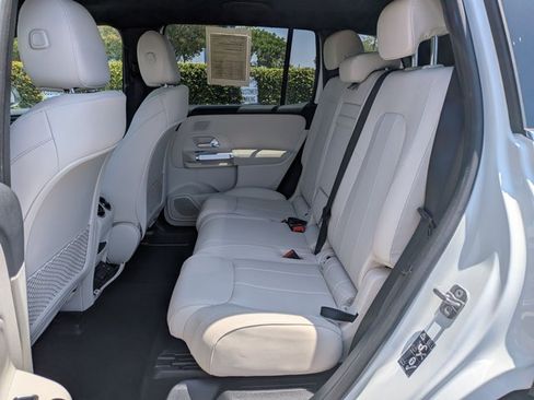 Certified 2024 Mercedes-Benz EQB 300 4MATIC image 20