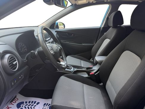 Used 2020 Hyundai Kona SEL Plus AWD/4WD image 9
