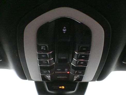Used 2026 Porsche Macan GTS AWD/4WD image 20