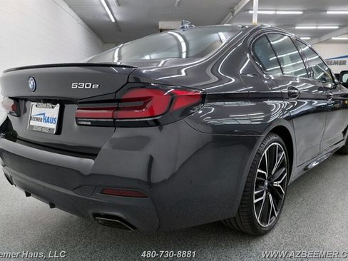 Used 2023 BMW 530e w/ M Sport Package RWD image 11