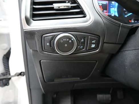 Certified 2024 Ford Edge SEL w/ Convenience Package AWD/4WD image 8