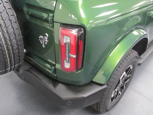 New 2024 Ford Bronco Outer Banks AWD/4WD image 10