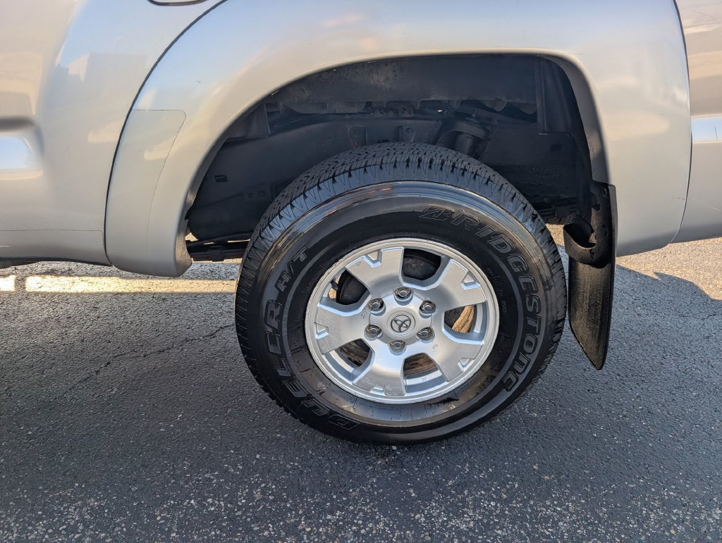 Used 2010 Toyota Tacoma 4x4 Double Cab image 19