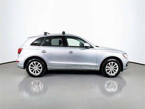 Used 2015 Audi Q5 2.0T Premium image 9