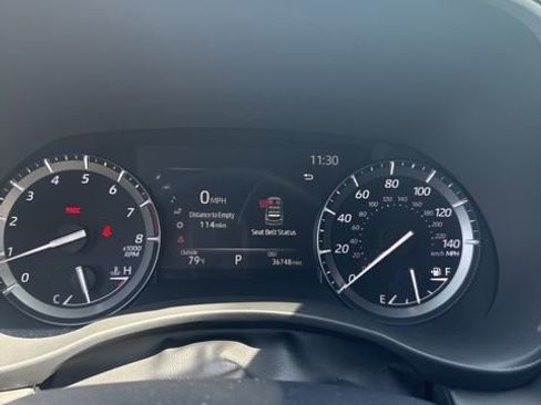 Used 2020 Toyota Highlander XLE AWD/4WD image 1