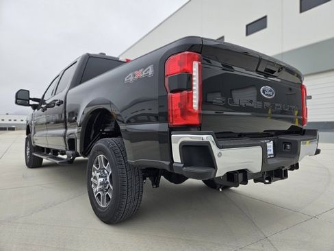 New 2026 Ford F350 4x4 Crew Cab Super Duty image 3