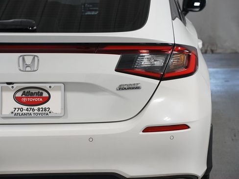Used 2022 Honda Civic Sport Touring image 10