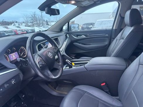 Used 2020 Buick Enclave Essence w/ Sound and Sites Package image 11