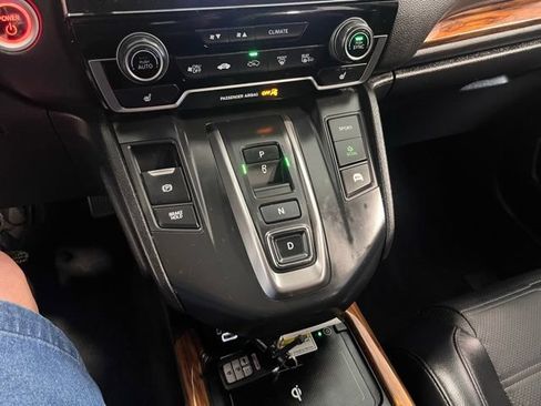 Used 2020 Honda CR-V Touring image 29