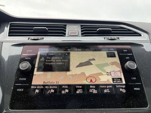 Used 2020 Volkswagen Tiguan SEL Premium R-Line AWD/4WD image 5